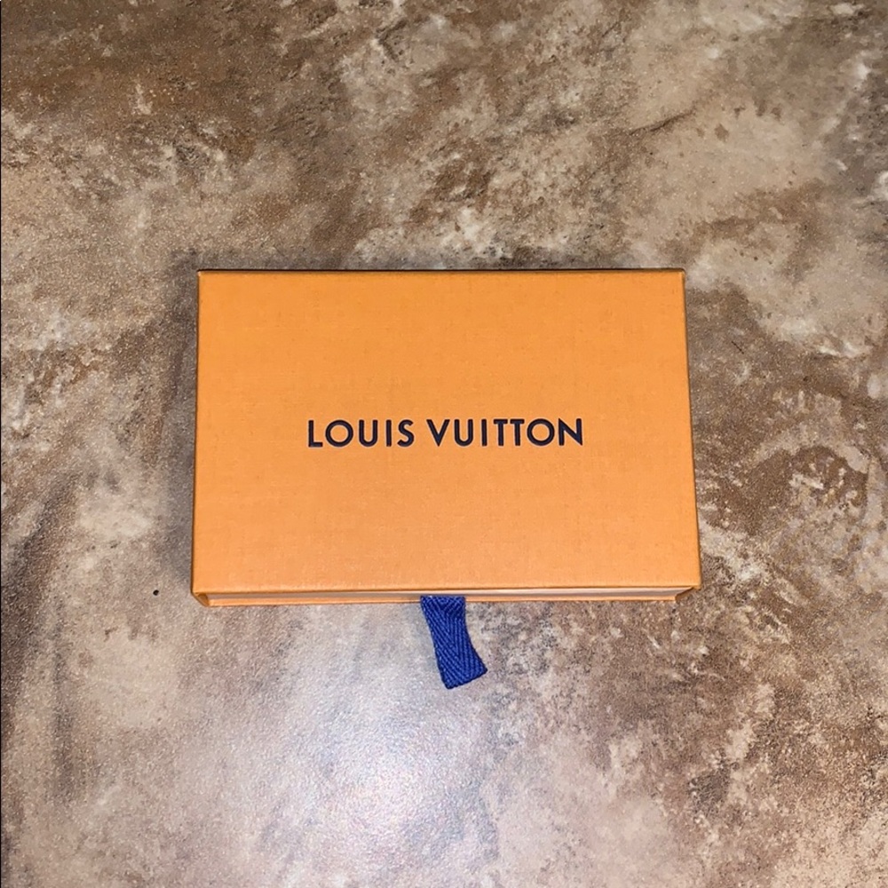 Louis Vuitton box with dust bag